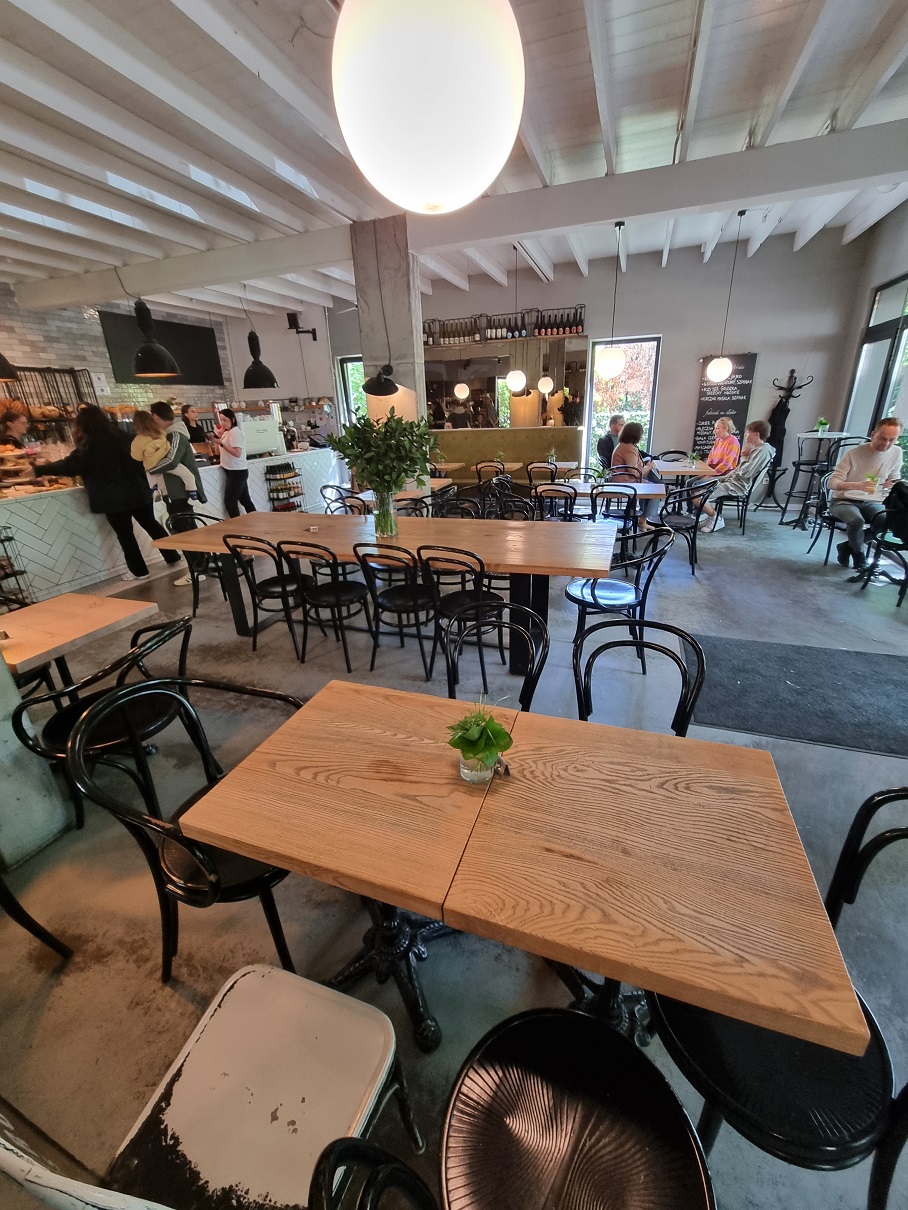 Restauracja petit paris w Poznaniu